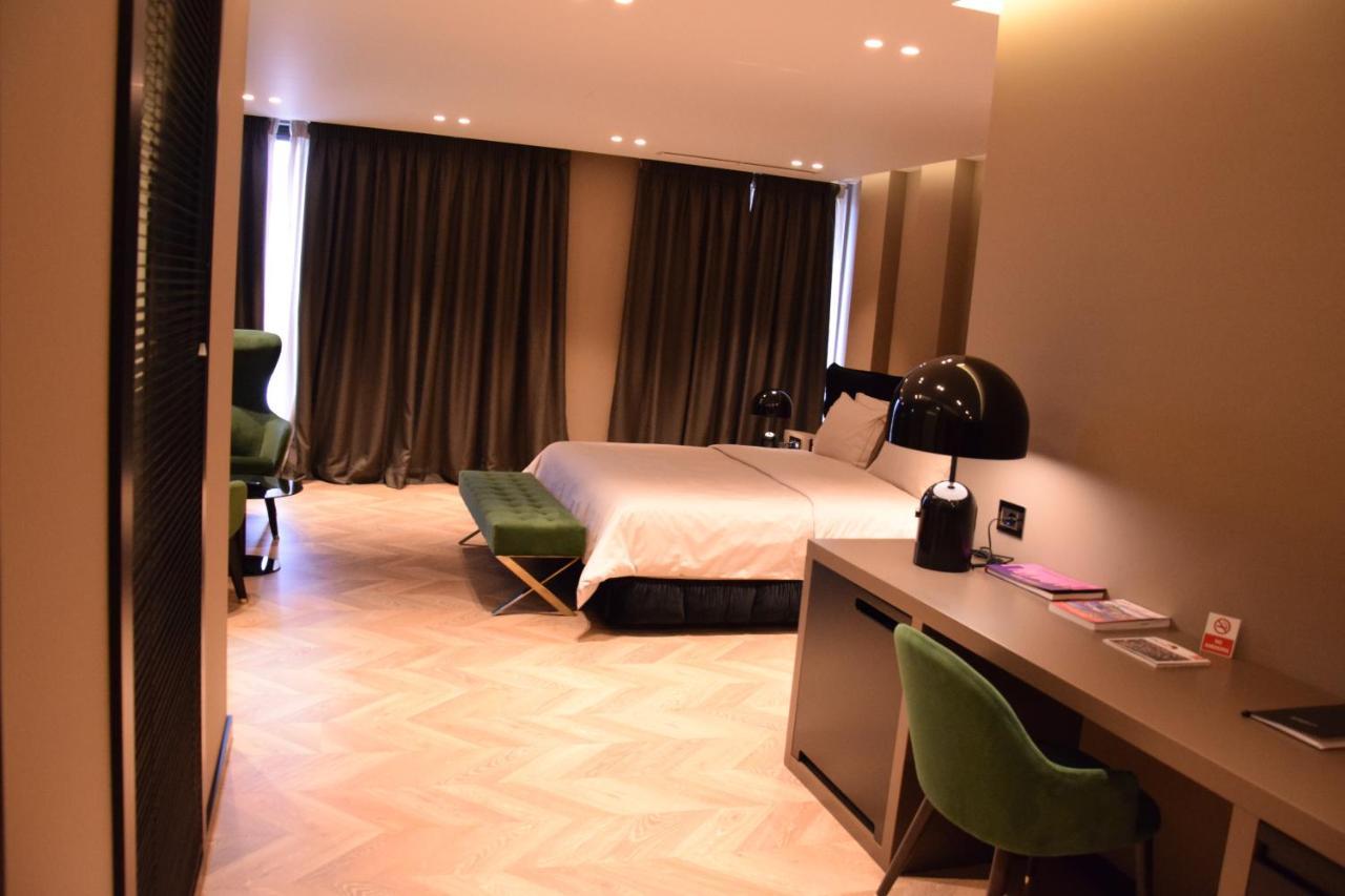 Hotel Unik Tirana Buitenkant foto